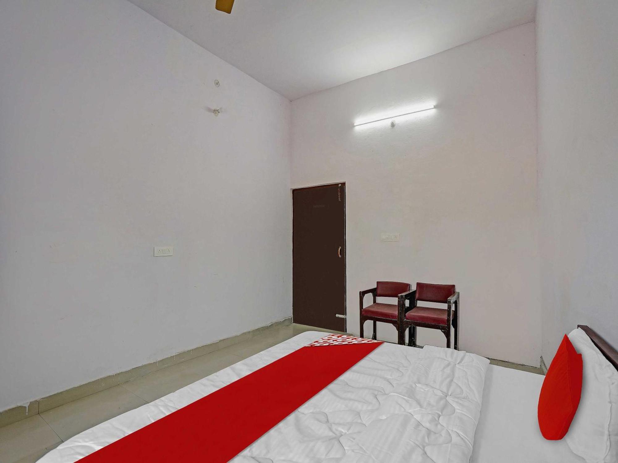 Super Hotel O Easy Stay Inn Lucknow Bagian luar foto