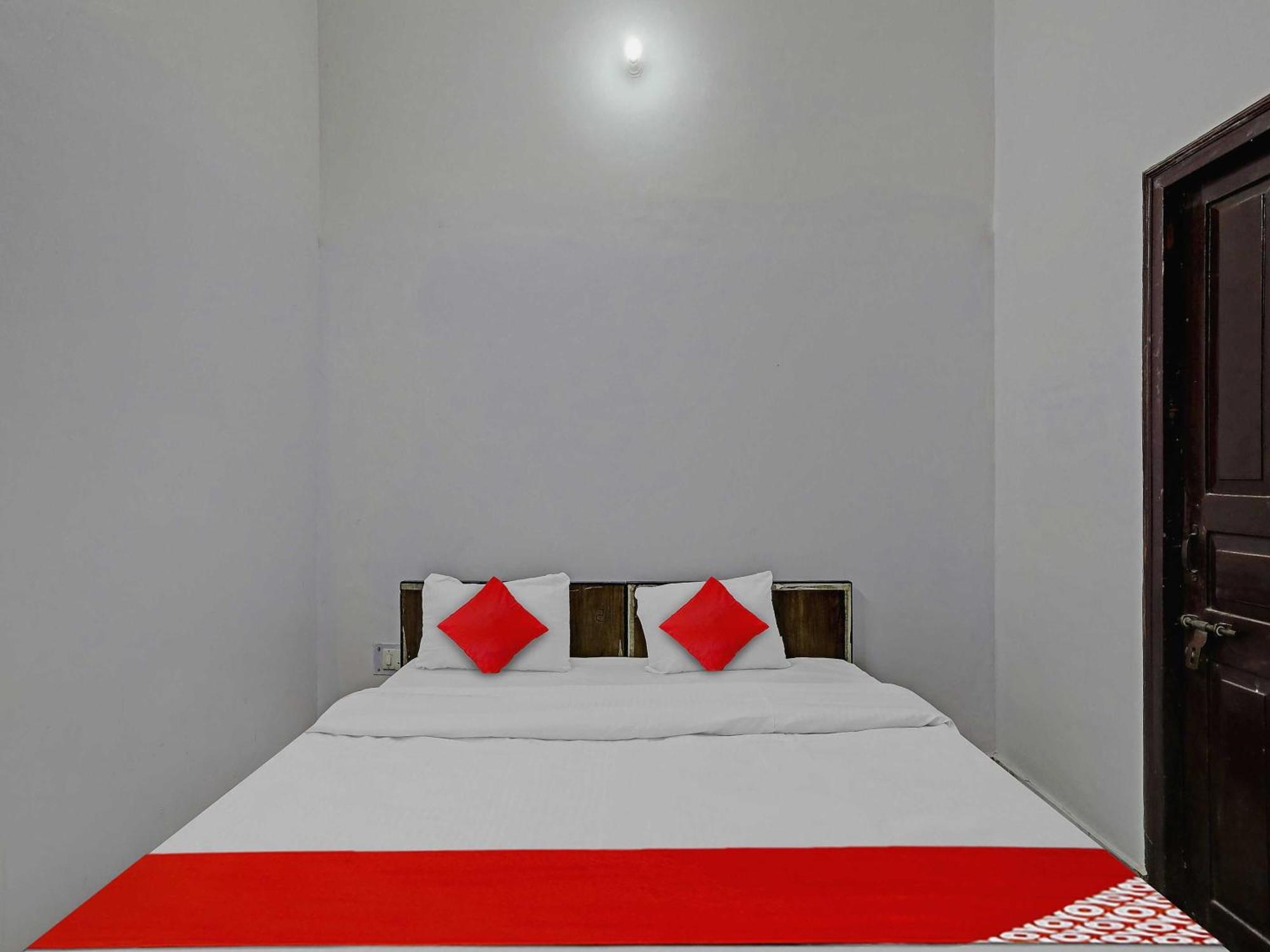 Super Hotel O Easy Stay Inn Lucknow Bagian luar foto